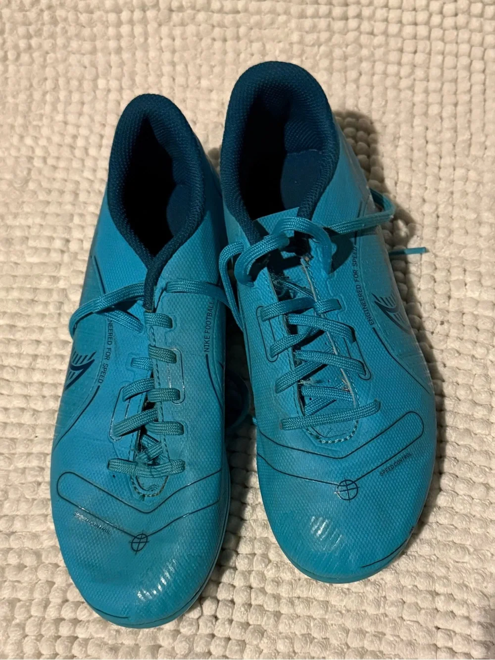 Nike Mercurial Athletic Cleats - Vibrant Teal Soccer/Football Shoes